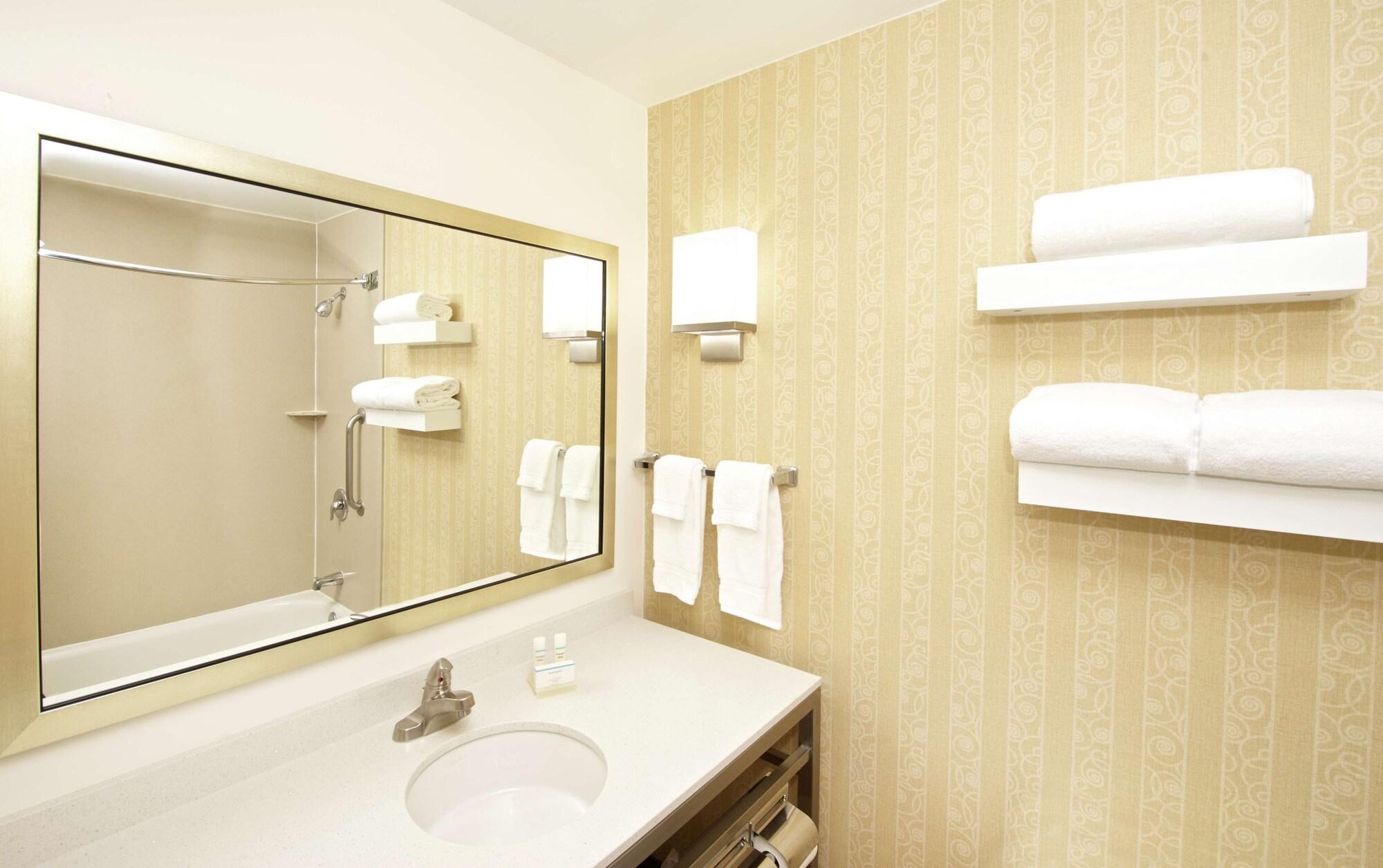 Hilton Garden Inn Seattle/Рентон Екстер'єр фото